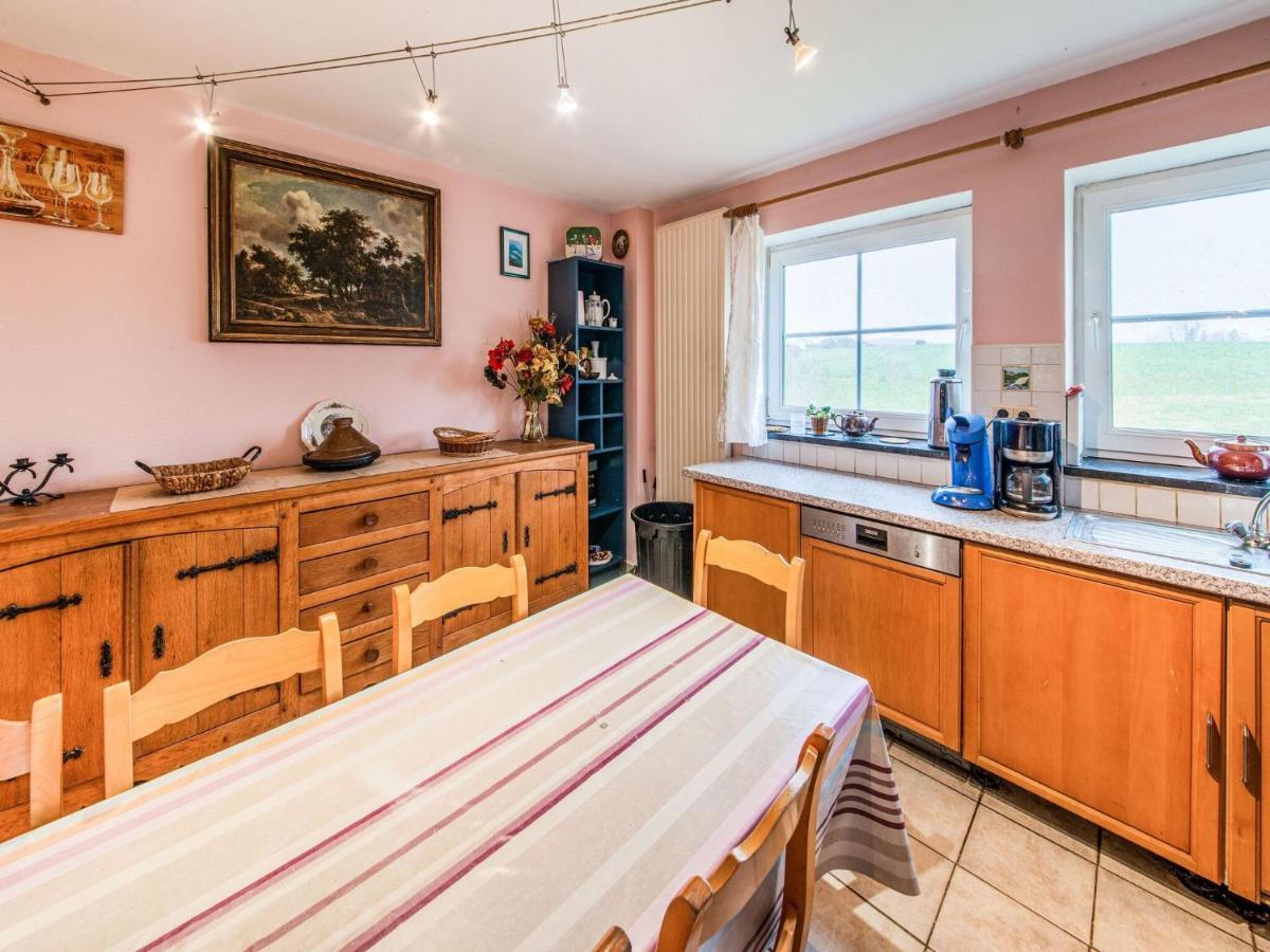 Beautiful Farmhouse In Brisy With Sauna Eksteriør billede