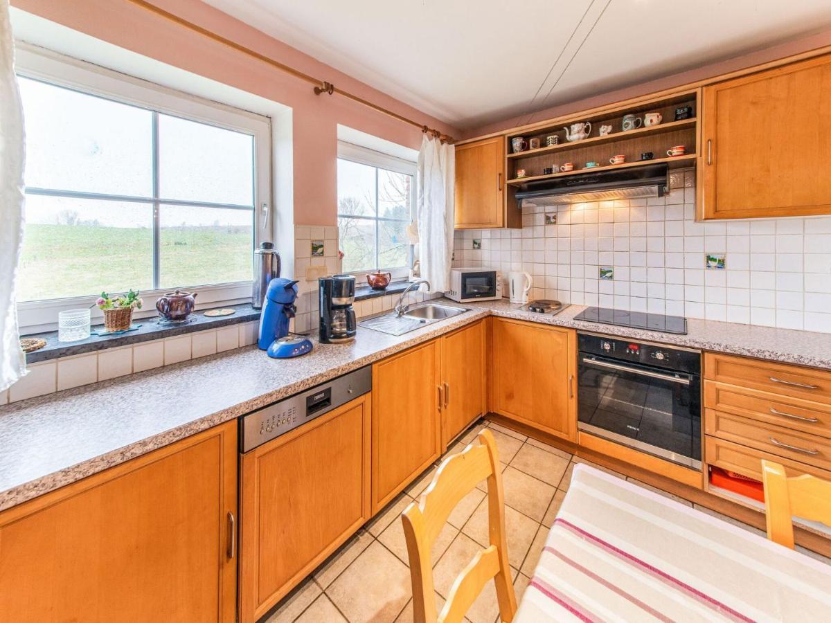 Beautiful Farmhouse In Brisy With Sauna Eksteriør billede